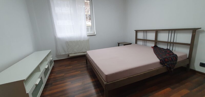 Drumul Taberei - Valea Oltului - 2 minute Metrou Valea Ialomitei